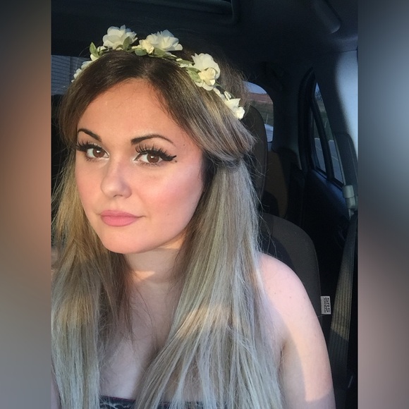 Meet your Posher, Stef - Picture 4 of 5